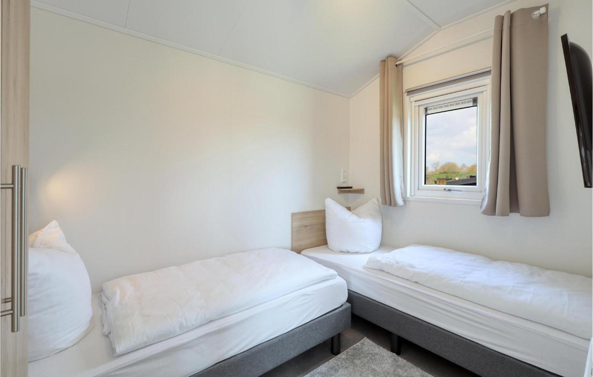 Lovely Home In Suesel With House A Panoramic View Susel Exteriér fotografie