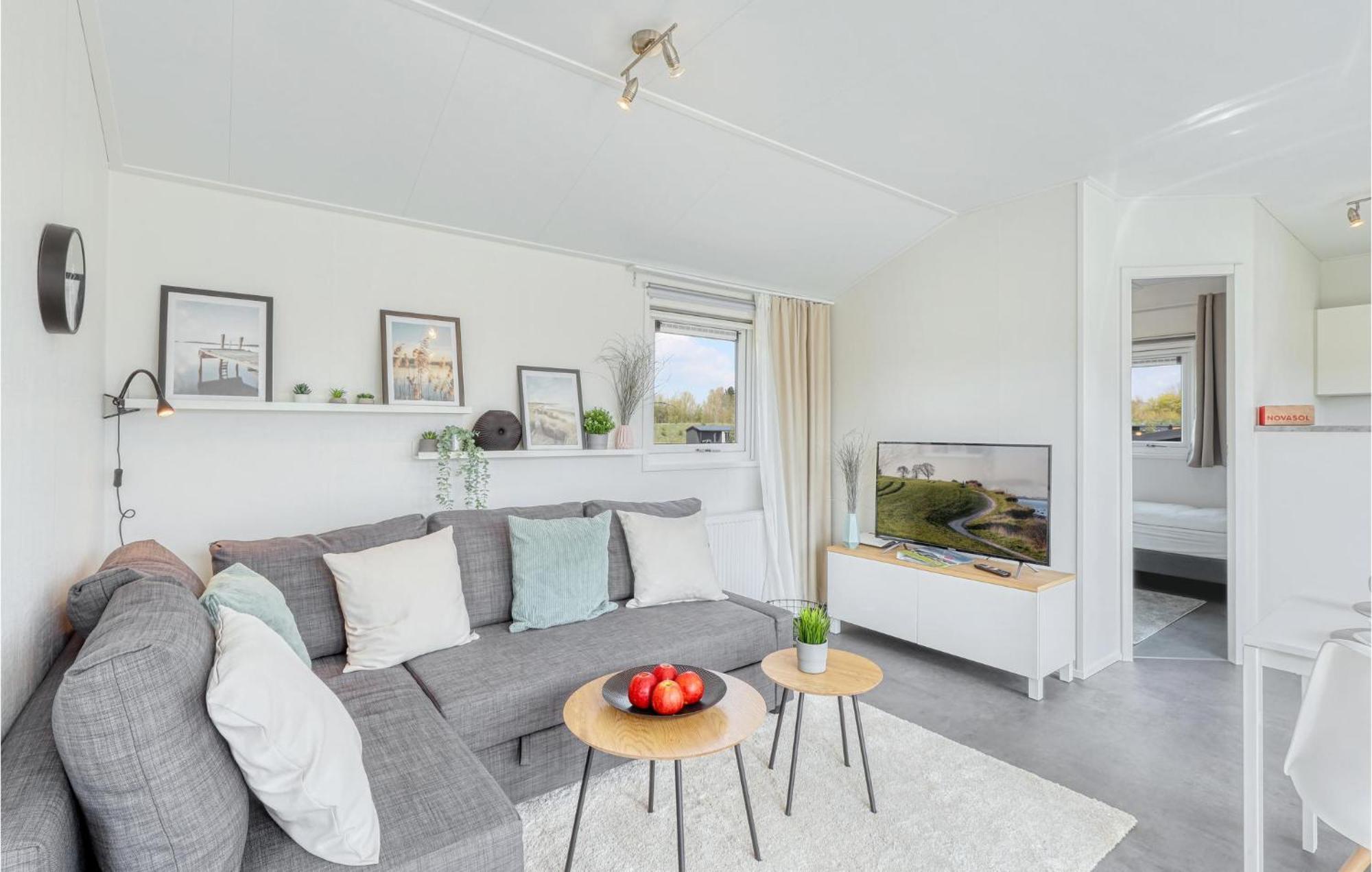 Lovely Home In Suesel With House A Panoramic View Susel Exteriér fotografie